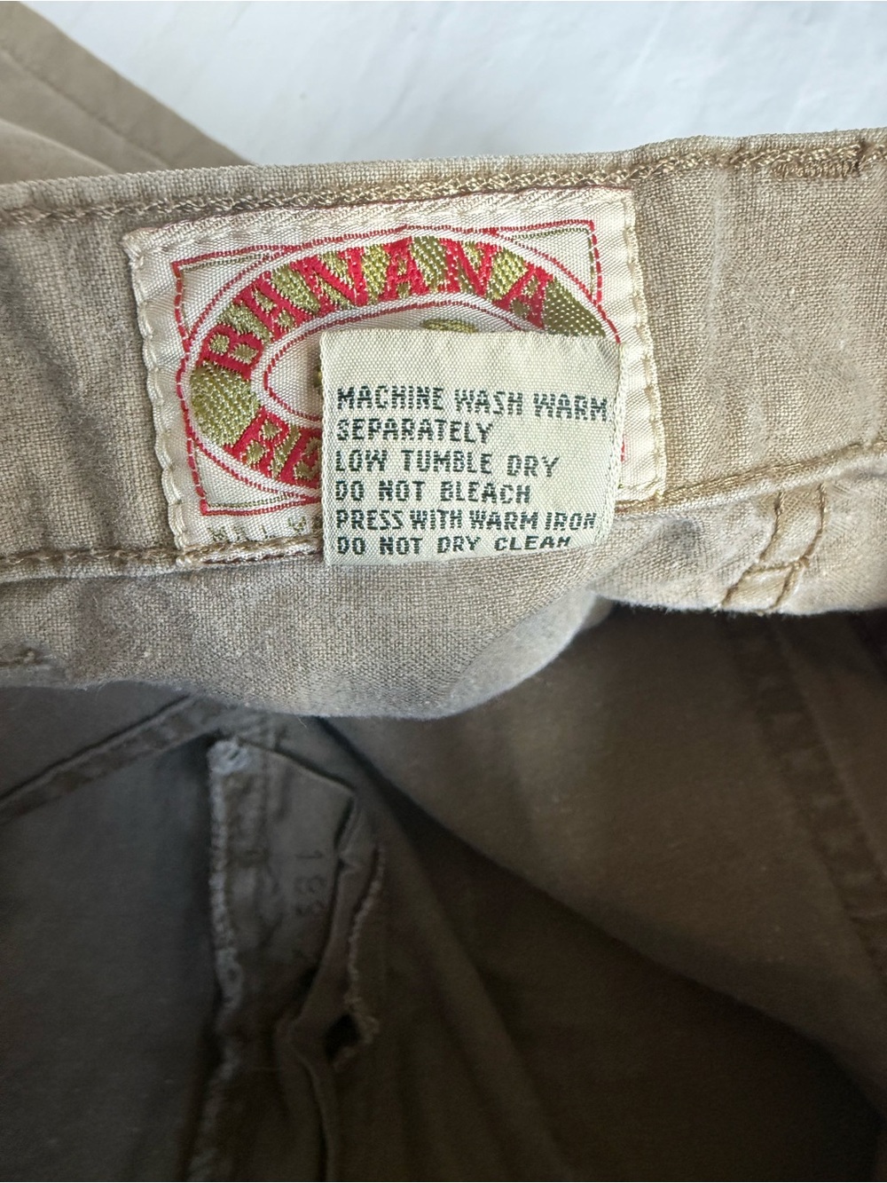 VTG 80s Banana Republic Travel Safari Cargo Shorts 29 British Hong Kong Khaki - Picture 8 of 8